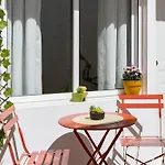 Bonito Estudio Carihuela Con Terraza, Wifi, Playa A 150 Metros