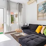 Bonito Estudio Carihuela Con Terraza, Wifi, Playa A 150 Metros