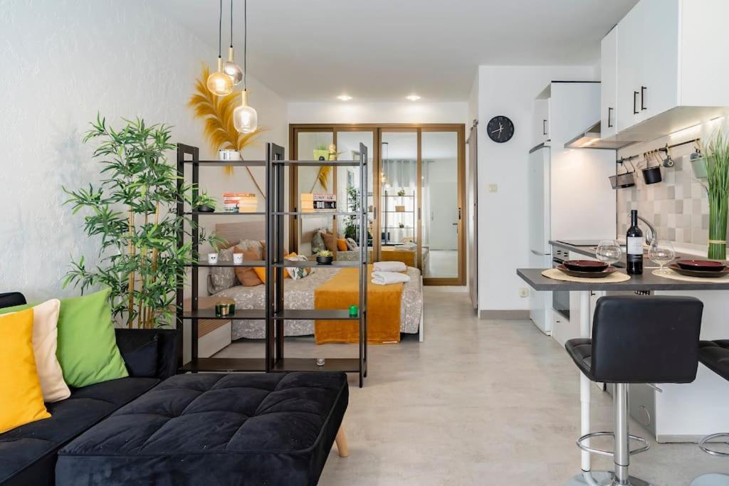 Apartment Bonito Estudio Carihuela Con Terraza, Wifi, Playa A 150 Metros